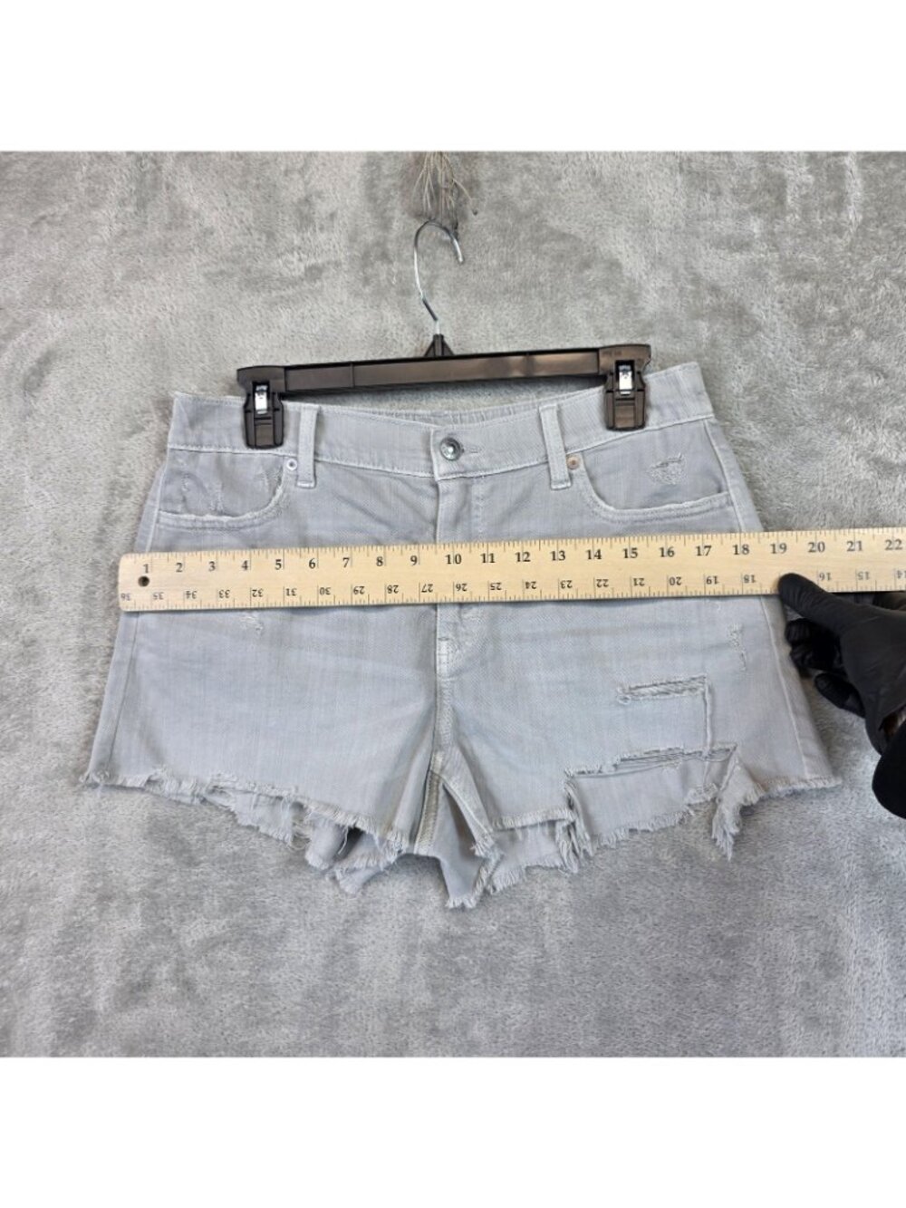Aerie Shorts Womens M Gray Denim Distressed Cutoff Frayed Hem Casual Summer - Picture 11 of 12